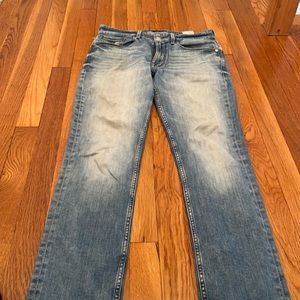 Guess men light blue jeans